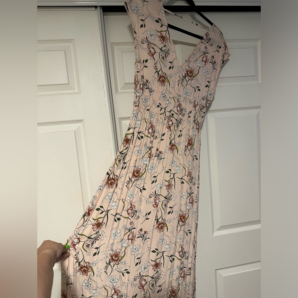 Long maxi dress with leg slits